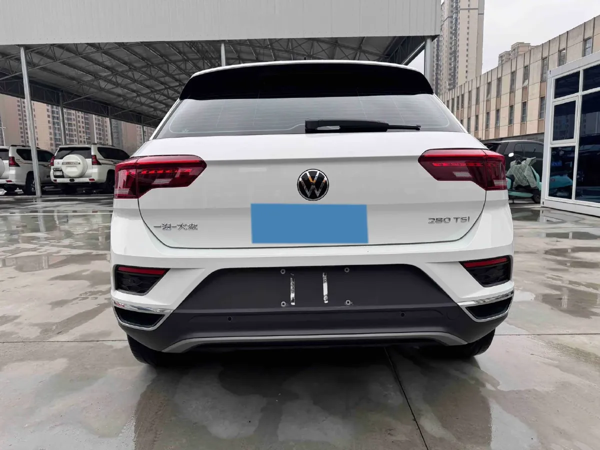 2022 Volkswagen T-Roc 1.4T 150HP L4 7DCT,autocango,china used car exporter,china ev exporter,chinese used car exporter,chinese used ev exporter