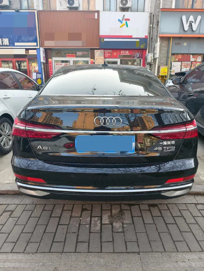 2024 Audi A6L 2.0T 245HP L4 7DCT,autocango,china used car exporter,china ev exporter,chinese used car exporter,chinese used ev exporter