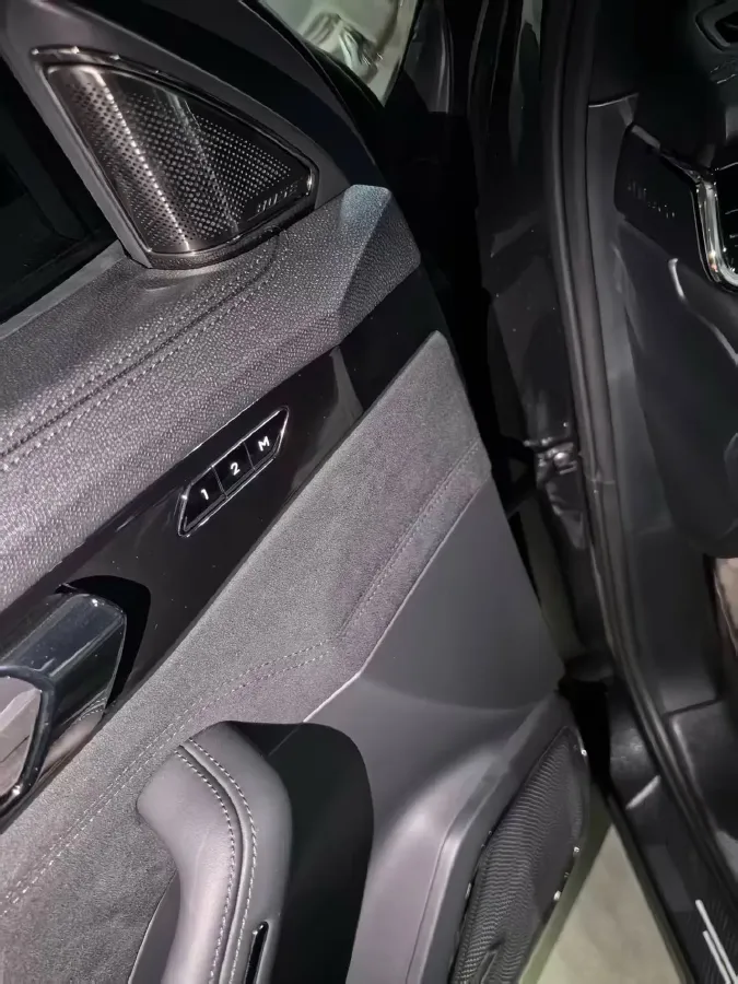 2021 Buick GL8 2.0T 237HP L4 9AT,autocango,china used car exporter,china ev exporter,chinese used car exporter,chinese used ev exporter