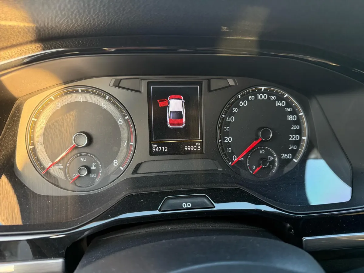 2019 Roewe RX5 MAX 2.0T 231HP L4 6DCT,autocango,china used car exporter,china ev exporter,chinese used car exporter,chinese used ev exporter