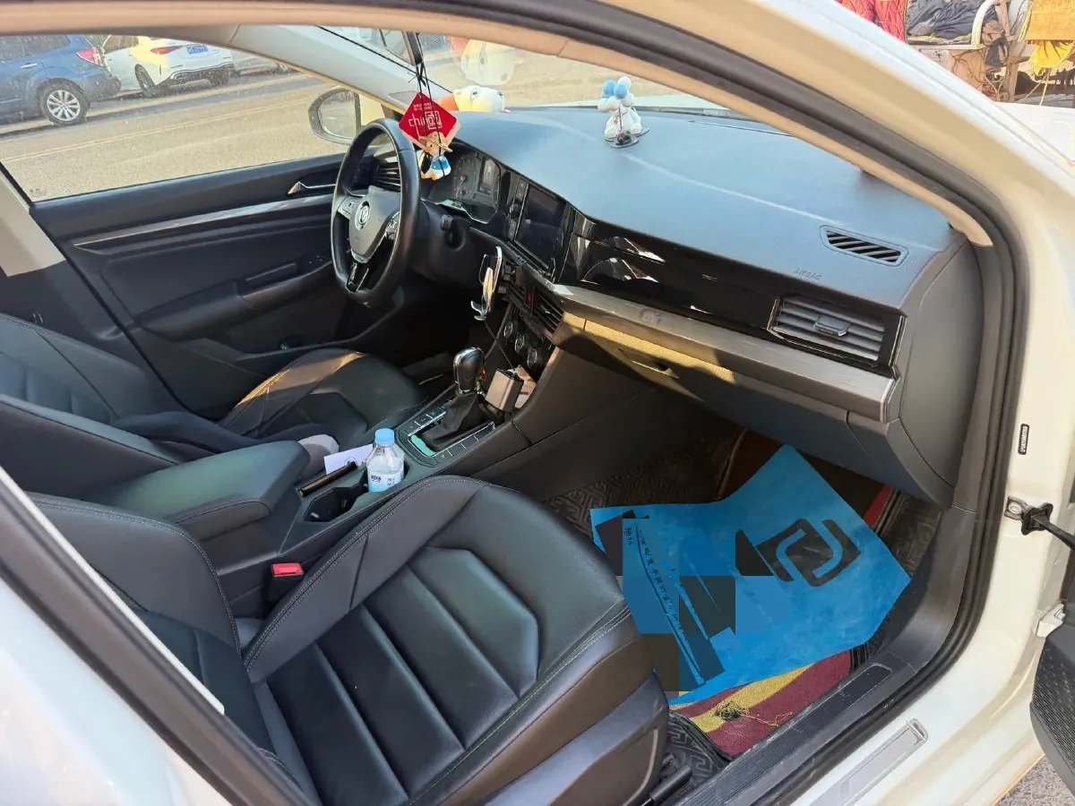 2019 Roewe RX5 MAX 2.0T 231HP L4 6DCT,autocango,china used car exporter,china ev exporter,chinese used car exporter,chinese used ev exporter