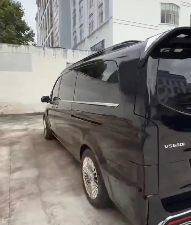 2021 HongQi HS7 3.0T 337HP V6 8AT,autocango,china used car exporter,china ev exporter,chinese used car exporter,chinese used ev exporter