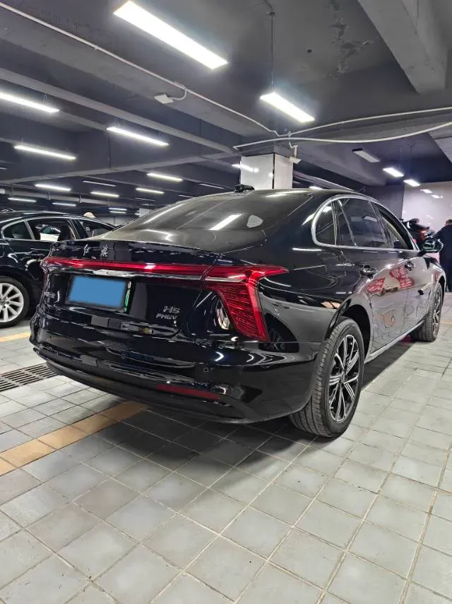 2025 HongQi H5 1.5T 150HP L4 1DHT PHEV,autocango,china used car exporter,china ev exporter,chinese used car exporter,chinese used ev exporter