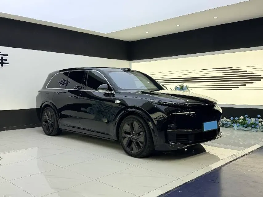 2023 Li L9 Range Extended 154HP REEV 42.6KWH,autocango,china used car exporter,china ev exporter,chinese used car exporter,chinese used ev exporter