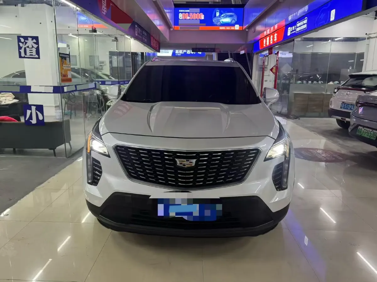 2020 Cadillac XT4 2.0T 241HP L4 9AT,autocango,china used car exporter,china ev exporter,chinese used car exporter,chinese used ev exporter