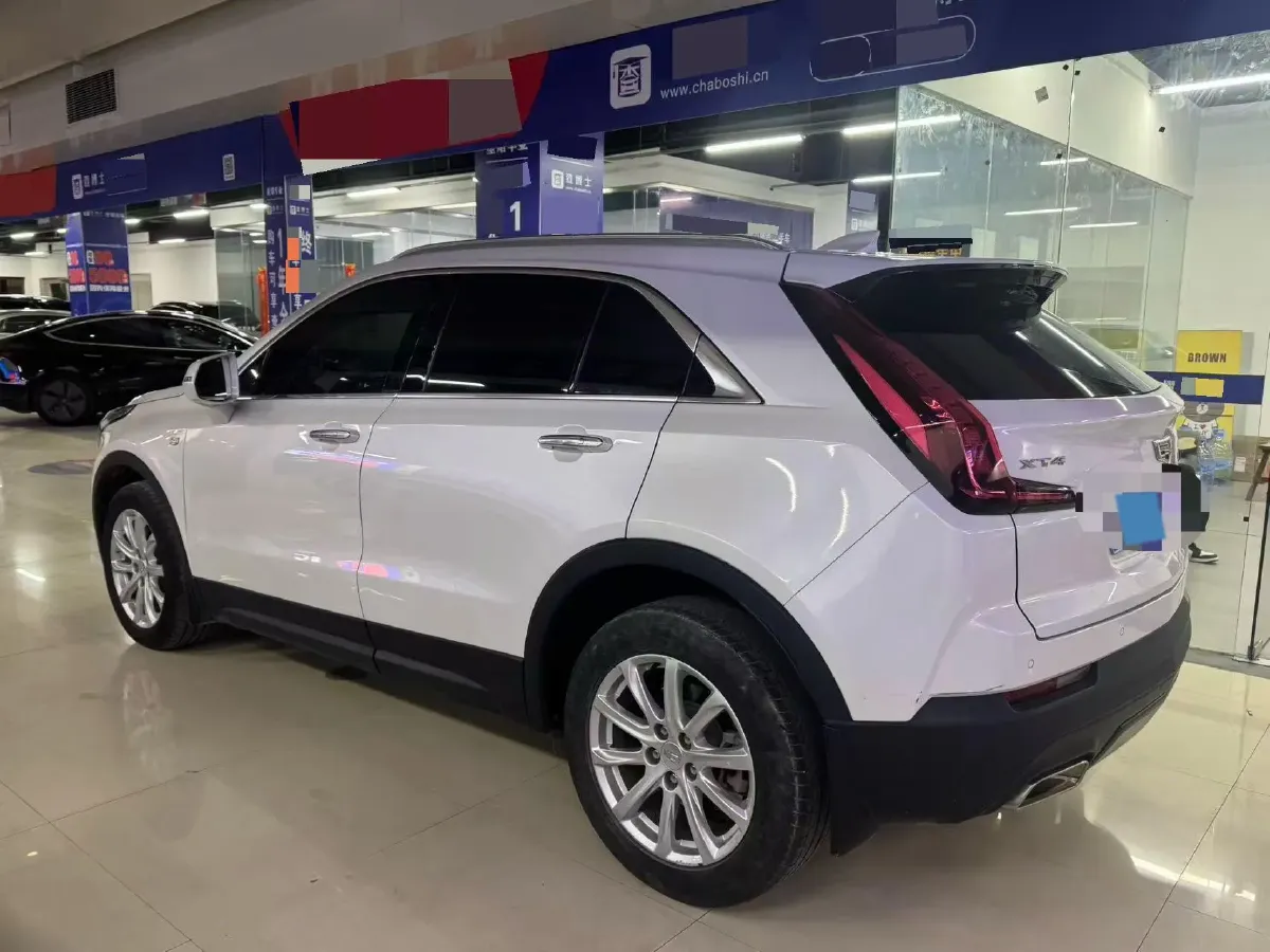 2020 Cadillac XT4 2.0T 241HP L4 9AT,autocango,china used car exporter,china ev exporter,chinese used car exporter,chinese used ev exporter