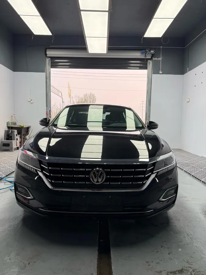 2019 Volvo V40 1.5T 152HP L4 6AT,autocango,china used car exporter,china ev exporter,chinese used car exporter,chinese used ev exporter