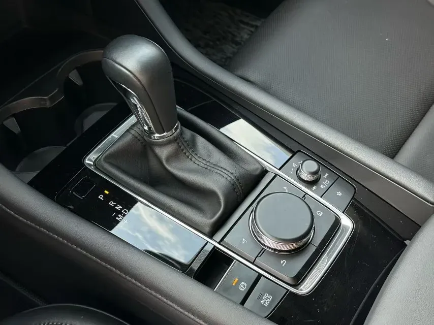 2023 Mazda 3 Axela 2.0L 158HP L4 6AT,autocango,china used car exporter,china ev exporter,chinese used car exporter,chinese used ev exporter