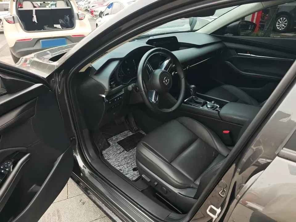 2023 Mazda 3 Axela 2.0L 158HP L4 6AT,autocango,china used car exporter,china ev exporter,chinese used car exporter,chinese used ev exporter
