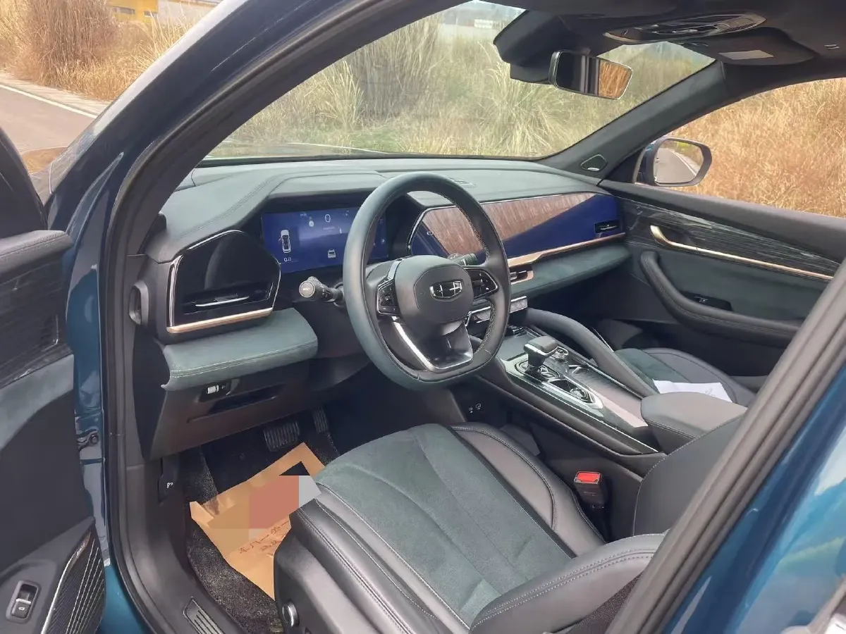 2021 Geely Monjaro 2.0T 218HP L4 7DCT,autocango,china used car exporter,china ev exporter,chinese used car exporter,chinese used ev exporter