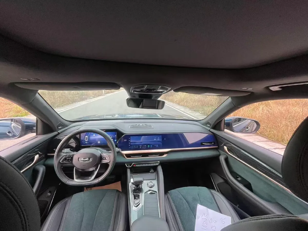 2021 Geely Monjaro 2.0T 218HP L4 7DCT,autocango,china used car exporter,china ev exporter,chinese used car exporter,chinese used ev exporter