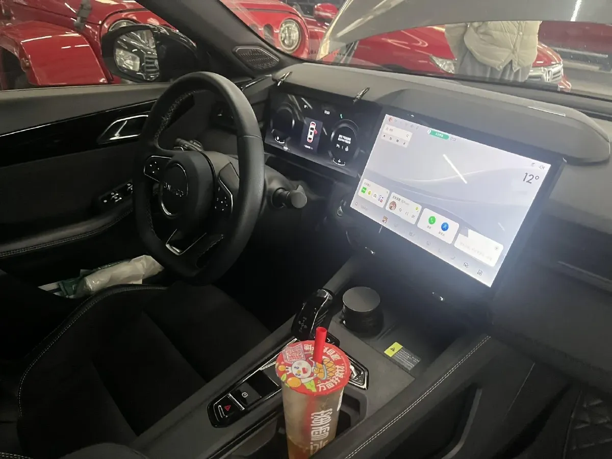 2023 MAXUS G50 1.5T 181HP L4 7DCT,autocango,china used car exporter,china ev exporter,chinese used car exporter,chinese used ev exporter