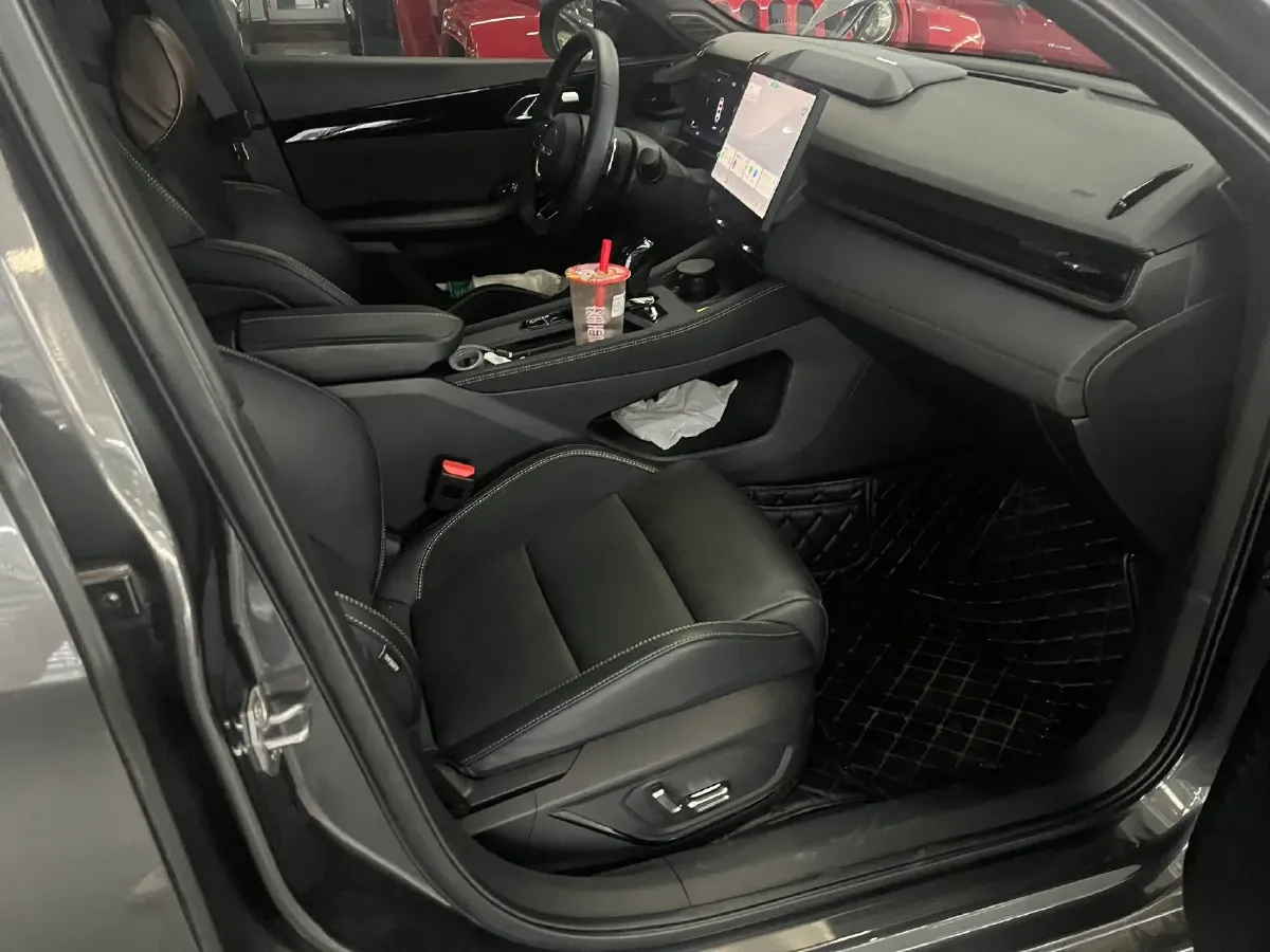 2023 MAXUS G50 1.5T 181HP L4 7DCT,autocango,china used car exporter,china ev exporter,chinese used car exporter,chinese used ev exporter