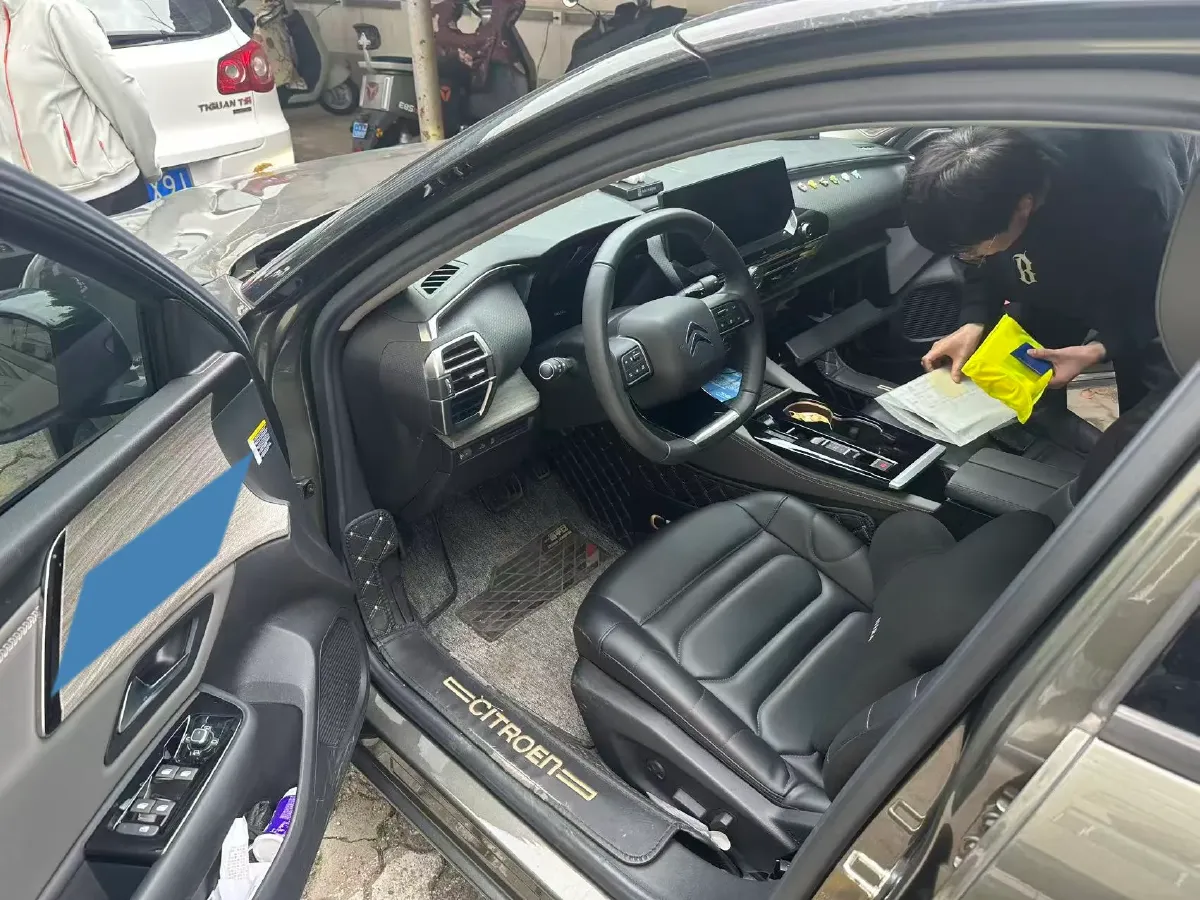 2021 Citroen C5 X 1.6T 175HP L4 8AT,autocango,china used car exporter,china ev exporter,chinese used car exporter,chinese used ev exporter