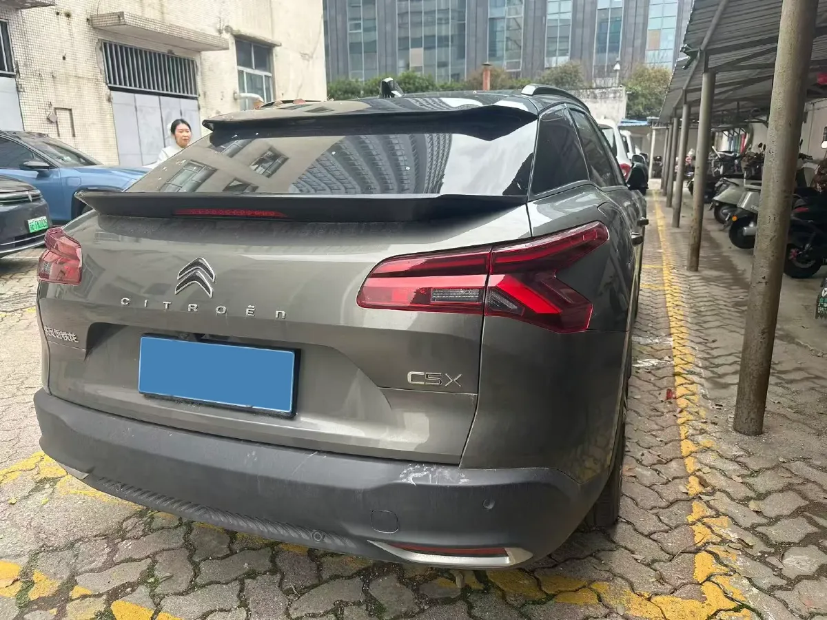 2021 Citroen C5 X 1.6T 175HP L4 8AT,autocango,china used car exporter,china ev exporter,chinese used car exporter,chinese used ev exporter