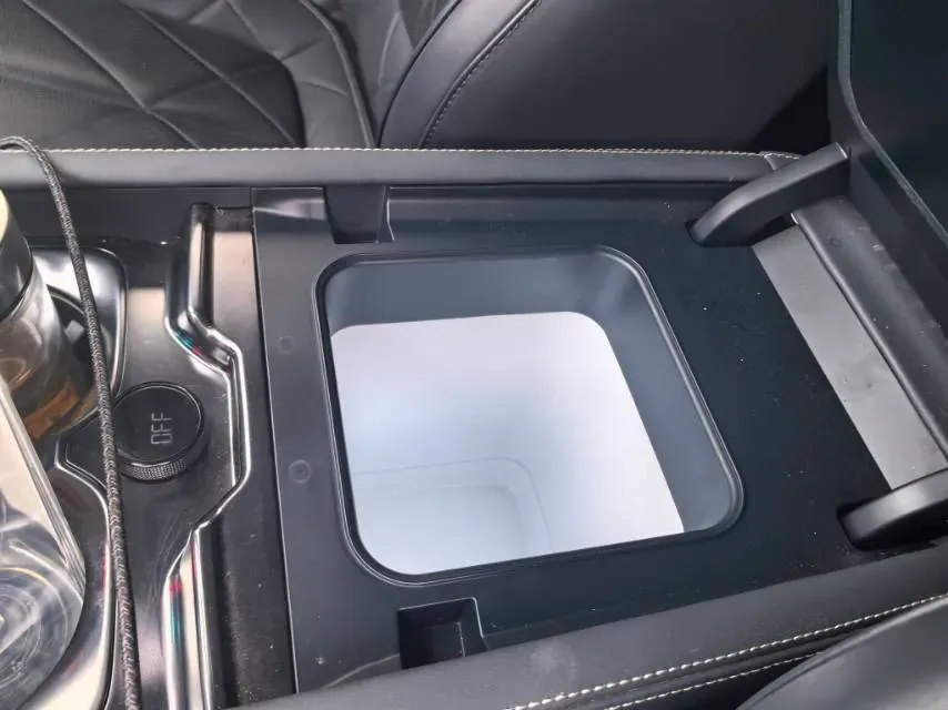 2023 FangChengBao Bao 5 1.5T 194HP L4 E-CVT PHEV 31.8KWH,autocango,china used car exporter,china ev exporter,chinese used car exporter,chinese used ev exporter