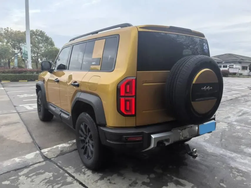 2023 FangChengBao Bao 5 1.5T 194HP L4 E-CVT PHEV 31.8KWH,autocango,china used car exporter,china ev exporter,chinese used car exporter,chinese used ev exporter