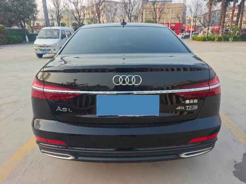 2021 Audi A6L 2.0T 224HP L4 7DCT,autocango,china used car exporter,china ev exporter,chinese used car exporter,chinese used ev exporter