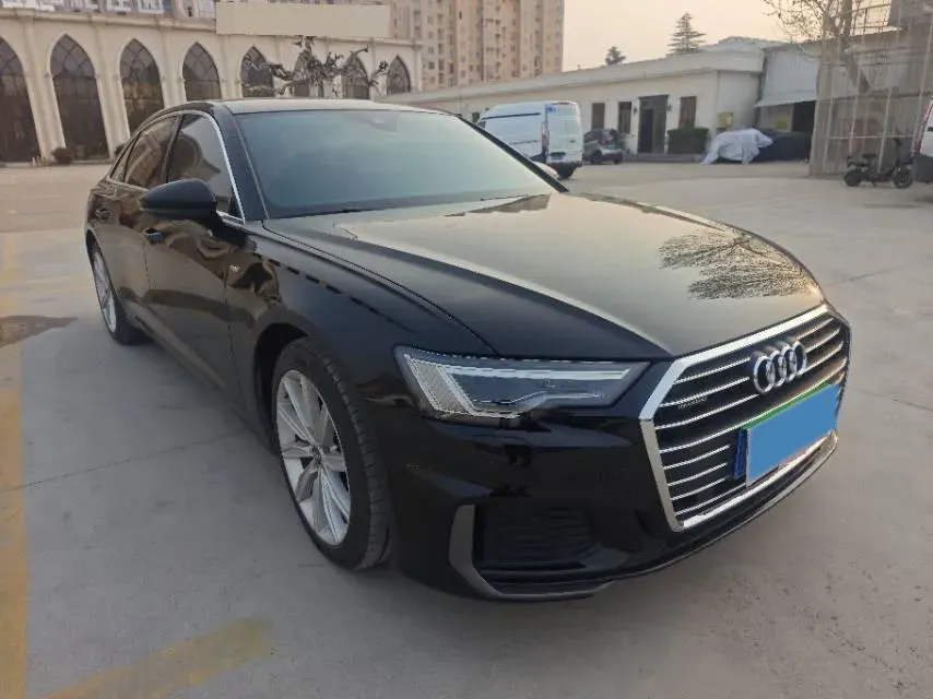 2021 Audi A6L 2.0T 224HP L4 7DCT,autocango,china used car exporter,china ev exporter,chinese used car exporter,chinese used ev exporter