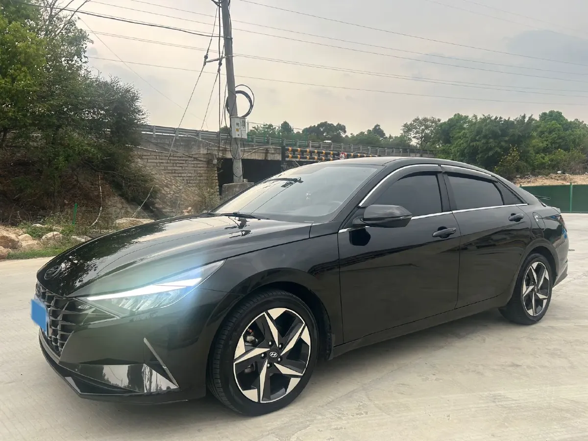 2021 Hyundai Elantra 1.5L 115HP L4 CVT,autocango,china used car exporter,china ev exporter,chinese used car exporter,chinese used ev exporter