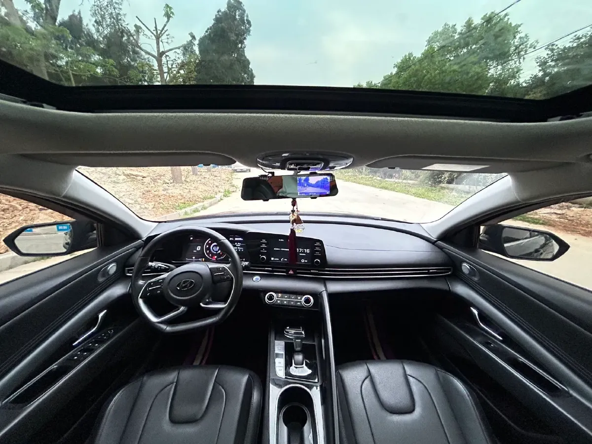 2021 Hyundai Elantra 1.5L 115HP L4 CVT,autocango,china used car exporter,china ev exporter,chinese used car exporter,chinese used ev exporter