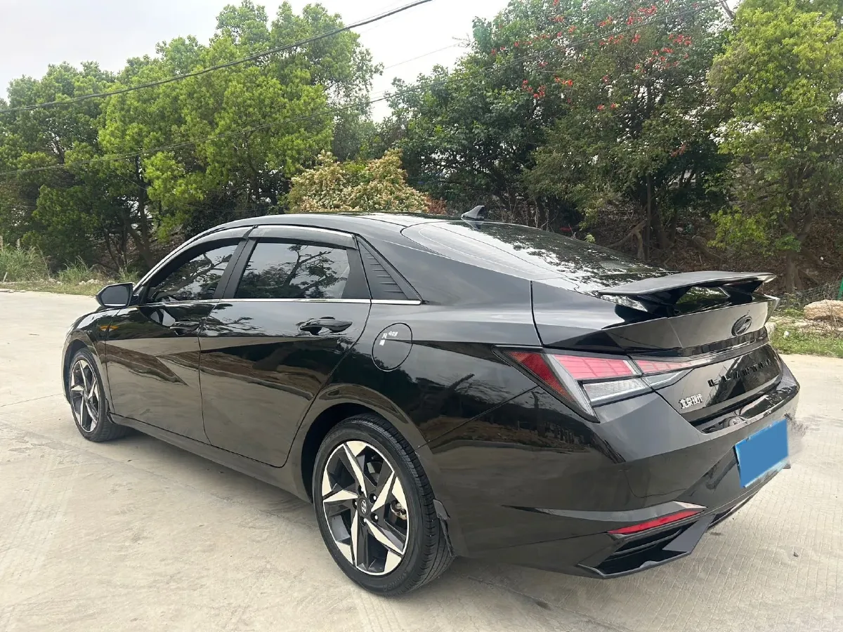2021 Hyundai Elantra 1.5L 115HP L4 CVT,autocango,china used car exporter,china ev exporter,chinese used car exporter,chinese used ev exporter