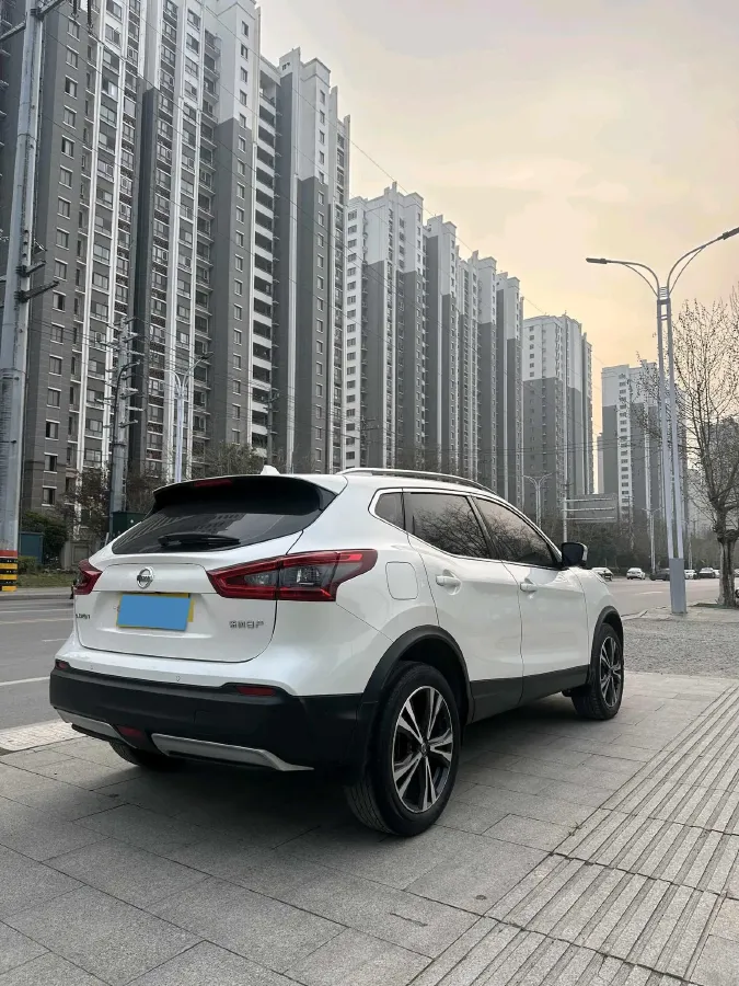 2021 Nissan Qashqai 2.0L 151HP L4 CVT,autocango,china used car exporter,china ev exporter,chinese used car exporter,chinese used ev exporter