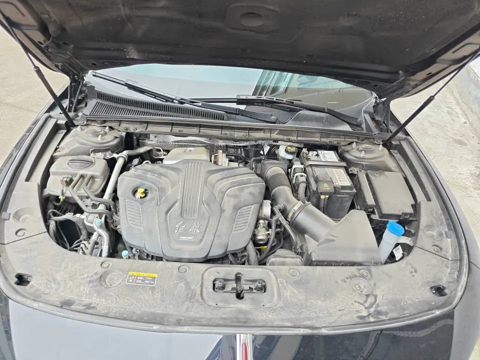 2025 HongQi H5 1.5T 169HP L4 1DHT Hybrid,autocango,china used car exporter,china ev exporter,chinese used car exporter,chinese used ev exporter