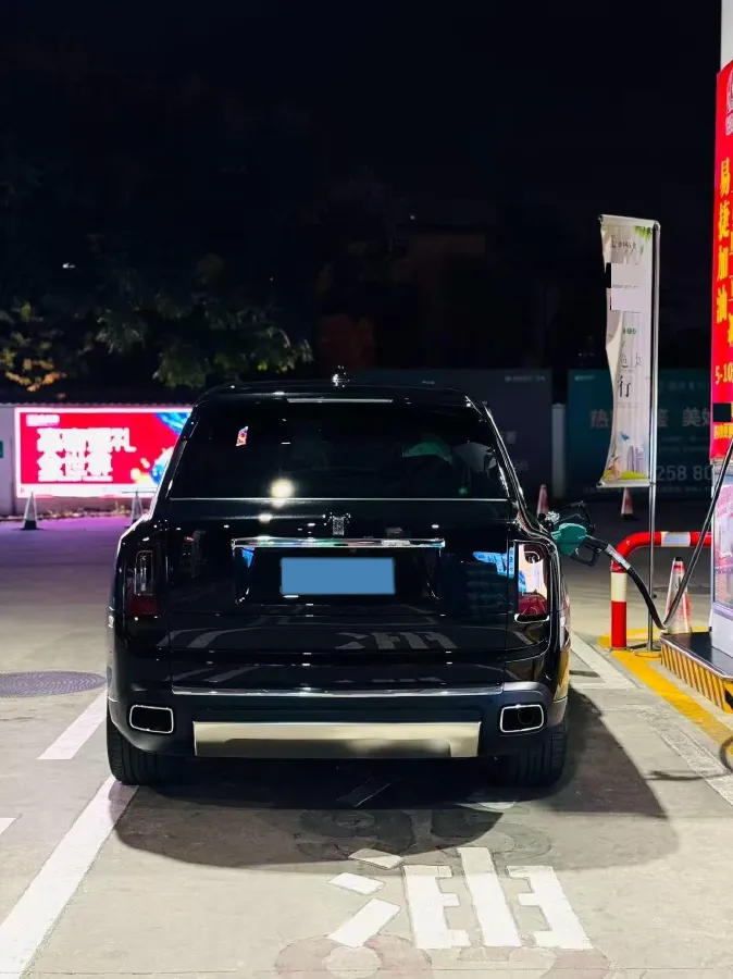 2018 Rolls-Royce Cullinan 6.7T 571HP V12 8AT,autocango,china used car exporter,china ev exporter,chinese used car exporter,chinese used ev exporter