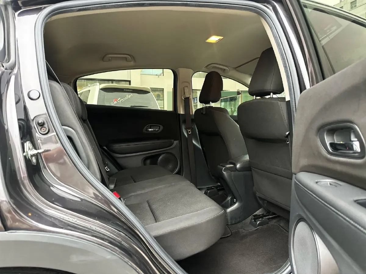 2020 Honda Vezel 1.5T 177HP L4 CVT,autocango,china used car exporter,china ev exporter,chinese used car exporter,chinese used ev exporter