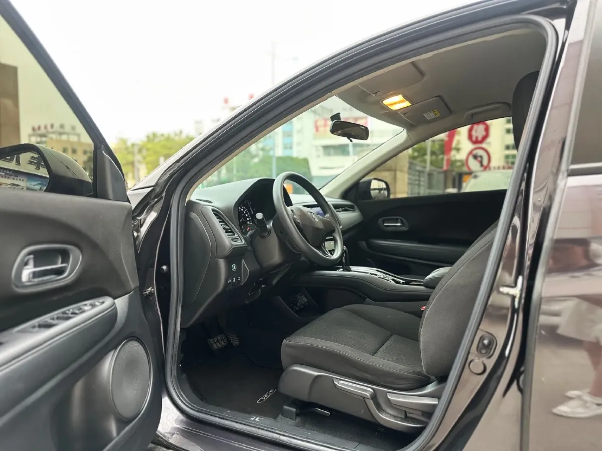 2020 Honda Vezel 1.5T 177HP L4 CVT,autocango,china used car exporter,china ev exporter,chinese used car exporter,chinese used ev exporter