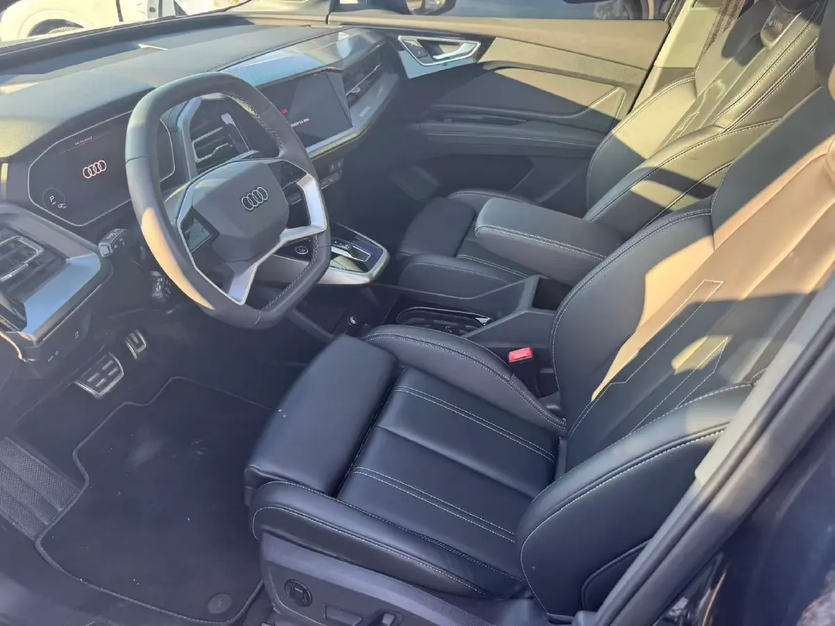 2022 Audi Q4 e-tron BEV 84.8KWH,autocango,china used car exporter,china ev exporter,chinese used car exporter,chinese used ev exporter