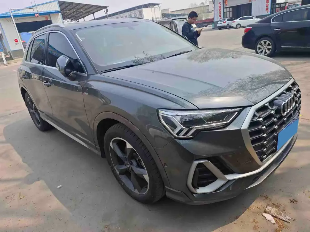 2022 Audi Q3 1.4T 150HP L4 7DCT,autocango,china used car exporter,china ev exporter,chinese used car exporter,chinese used ev exporter