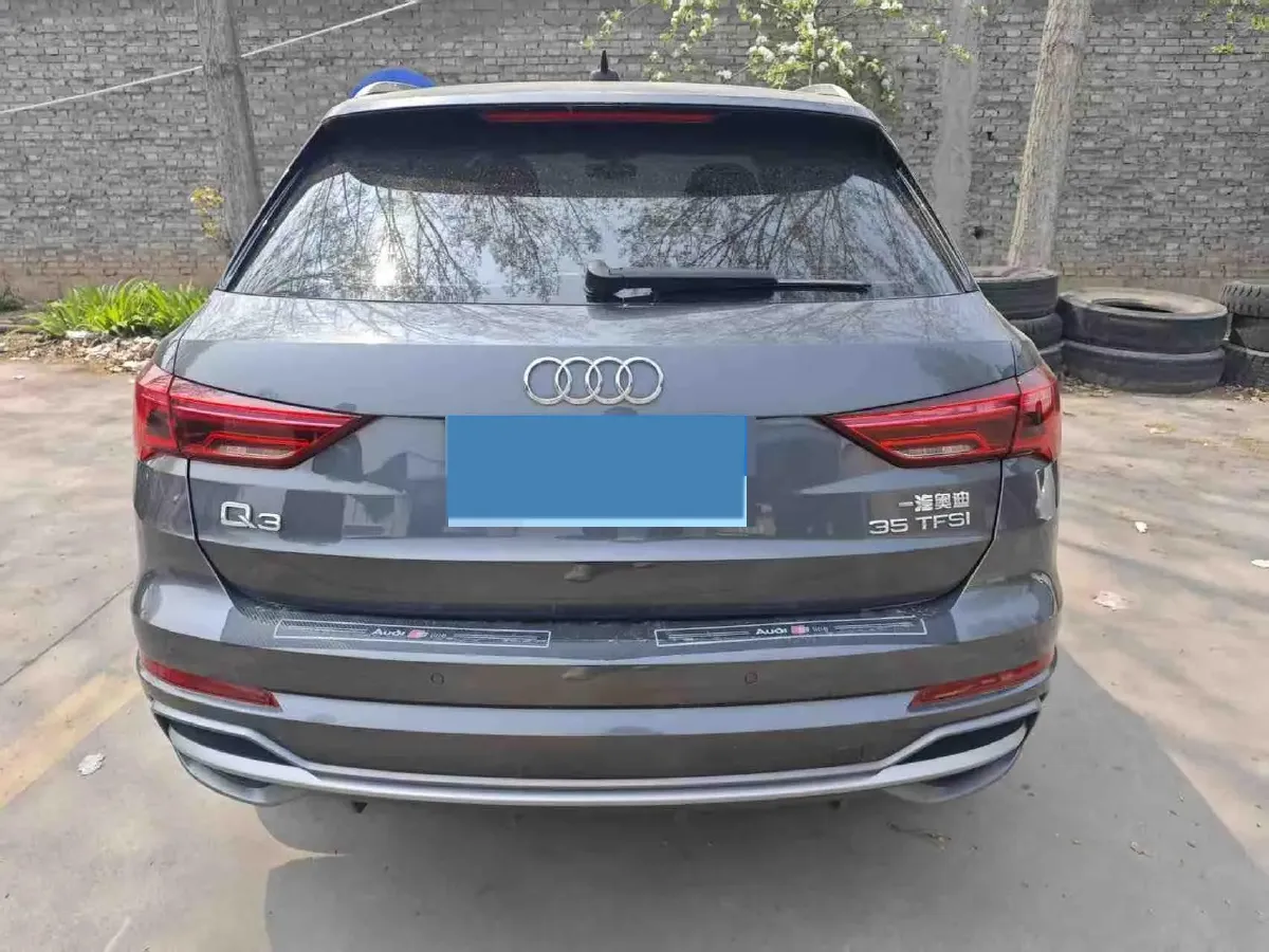 2022 Audi Q3 1.4T 150HP L4 7DCT,autocango,china used car exporter,china ev exporter,chinese used car exporter,chinese used ev exporter