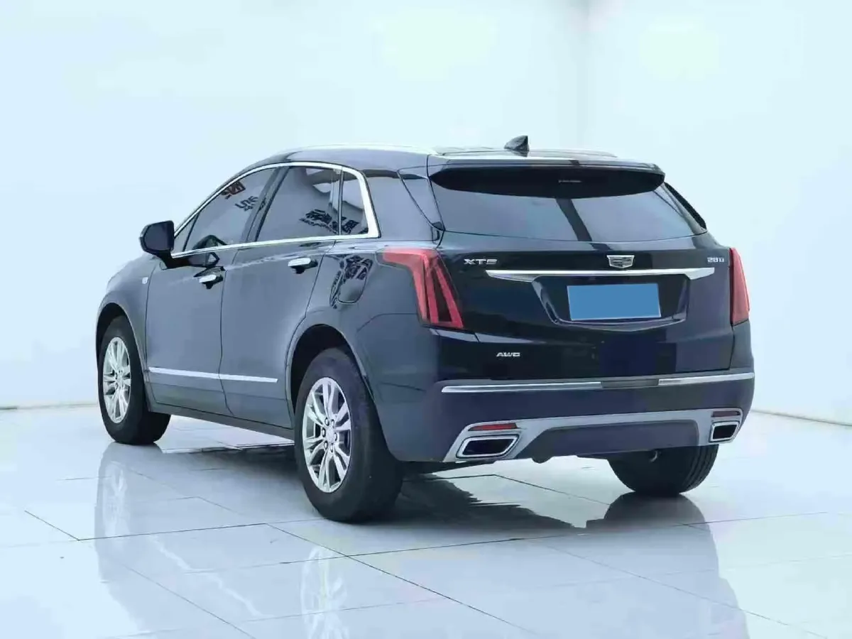 2022 Cadillac XT5 2.0T 237HP L4 9AT,autocango,china used car exporter,china ev exporter,chinese used car exporter,chinese used ev exporter