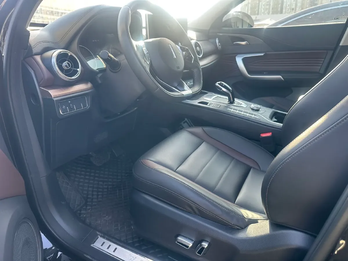 2020 WEY VV5 1.5T 171HP L4 7DCT,autocango,china used car exporter,china ev exporter,chinese used car exporter,chinese used ev exporter