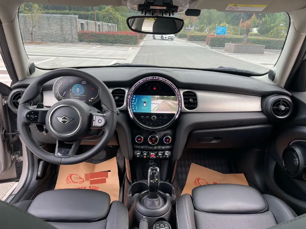 2022 MINI MINI 2.0T 192HP L4 7DCT,autocango,china used car exporter,china ev exporter,chinese used car exporter,chinese used ev exporter