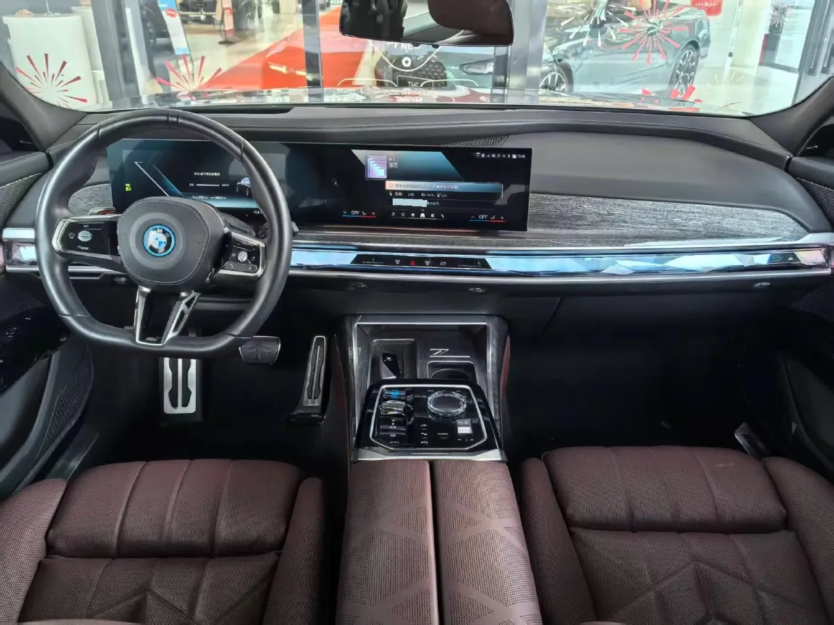 2023 BMW i7 BEV 101.7KWH,autocango,china used car exporter,china ev exporter,chinese used car exporter,chinese used ev exporter