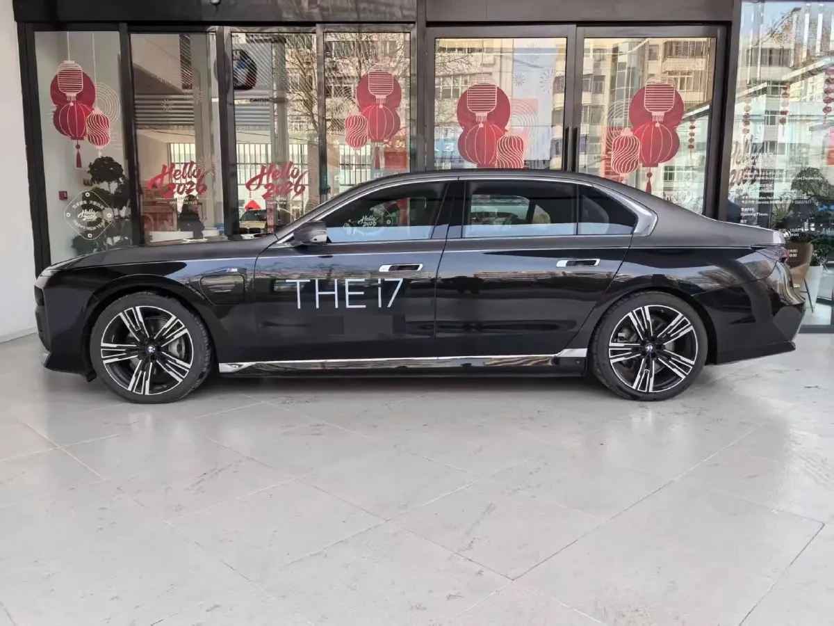 2023 BMW i7 BEV 101.7KWH,autocango,china used car exporter,china ev exporter,chinese used car exporter,chinese used ev exporter