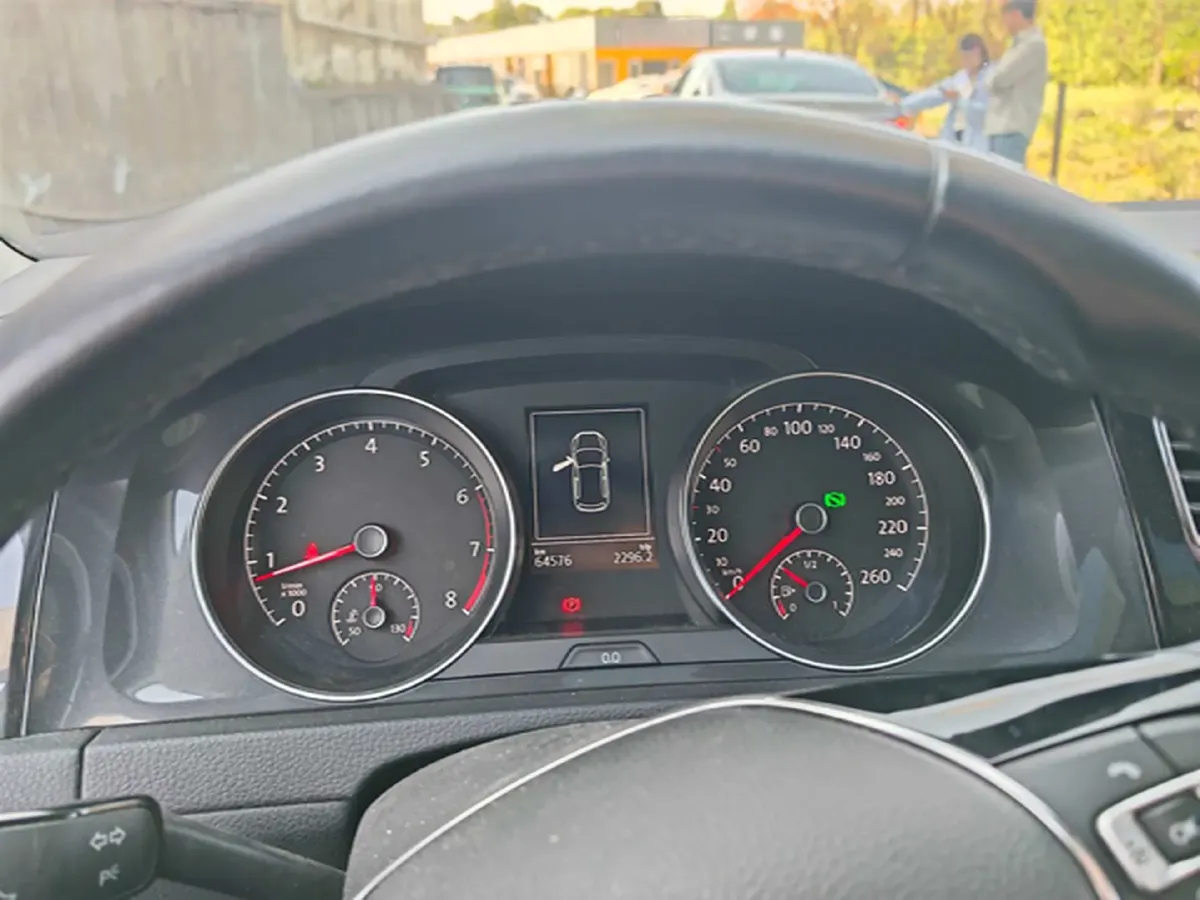 2018 Volkswagen Golf 1.6L 110HP L4 6AT,autocango,china used car exporter,china ev exporter,chinese used car exporter,chinese used ev exporter