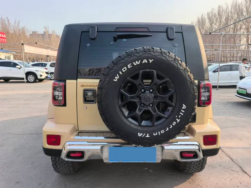 2019 Beijing BJ40 2.3T 231HP L4 6AT,autocango,china used car exporter,china ev exporter,chinese used car exporter,chinese used ev exporter