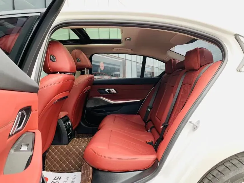 2022 BMW 3 Series 2.0T 156HP L4 8AT,autocango,china used car exporter,china ev exporter,chinese used car exporter,chinese used ev exporter