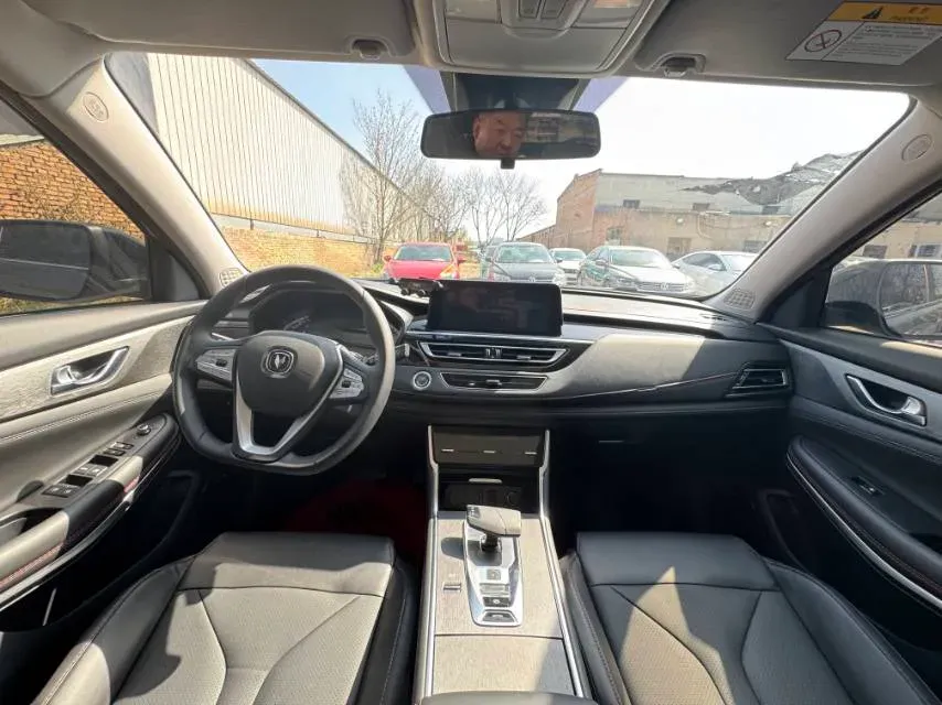 2024 ChangAn CS75 1.5T 188HP L4 7DCT,autocango,china used car exporter,china ev exporter,chinese used car exporter,chinese used ev exporter