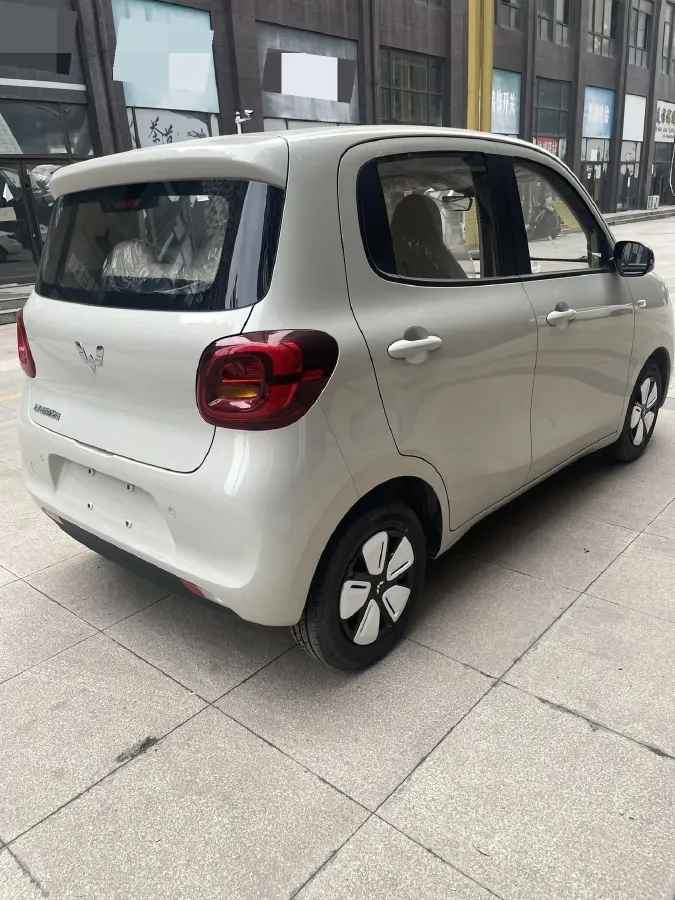 2025 WuLing HongGuang MINI EV BEV 16.2KWH,autocango,china used car exporter,china ev exporter,chinese used car exporter,chinese used ev exporter