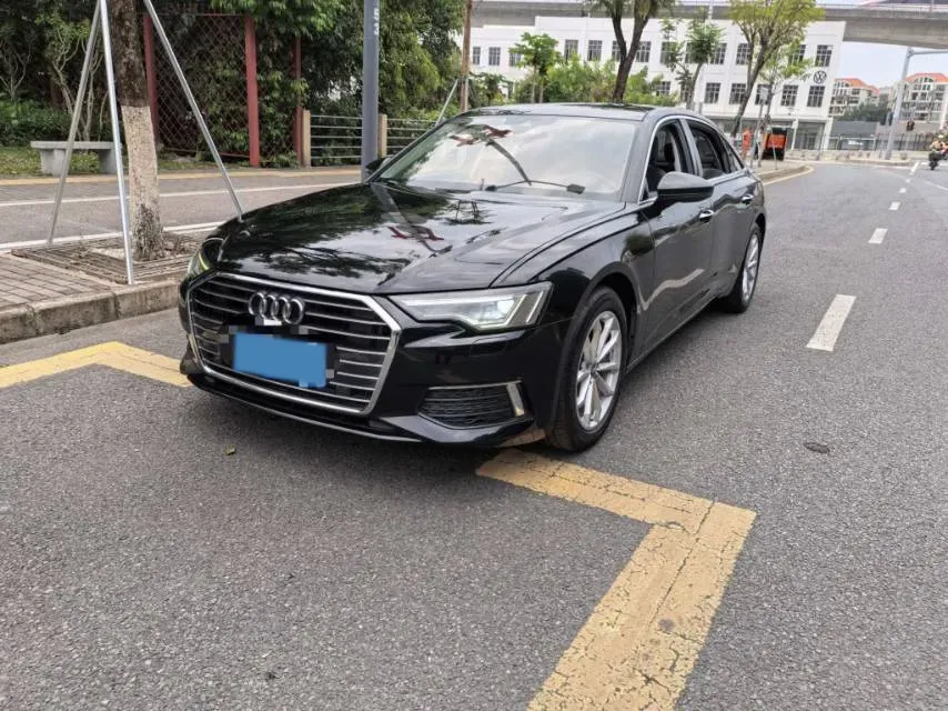 2020 Audi A6L 2.0T 190HP L4 7DCT,autocango,china used car exporter,china ev exporter,chinese used car exporter,chinese used ev exporter