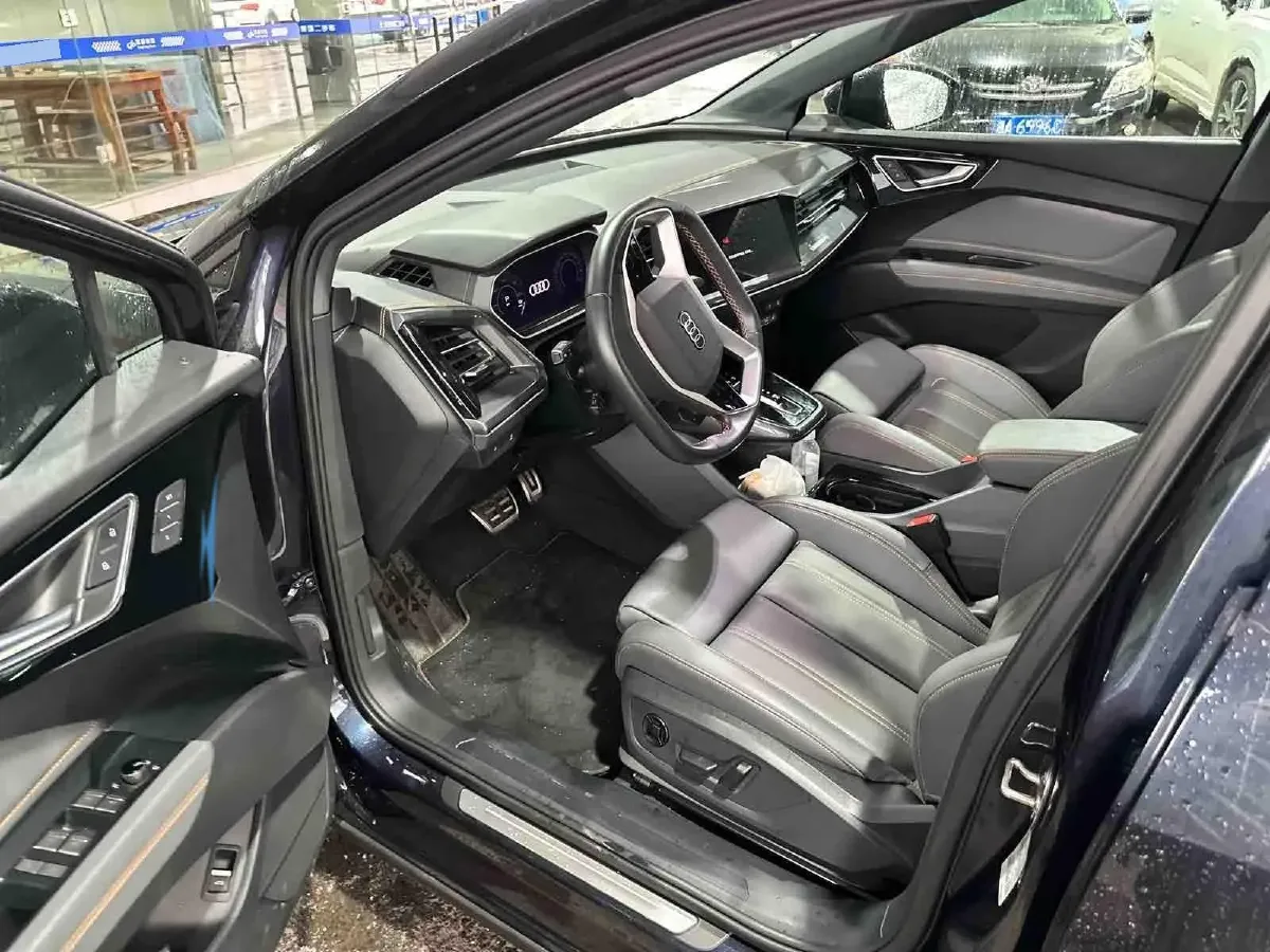 2024 Audi Q4 e-tron BEV 84.8KWH,autocango,china used car exporter,china ev exporter,chinese used car exporter,chinese used ev exporter