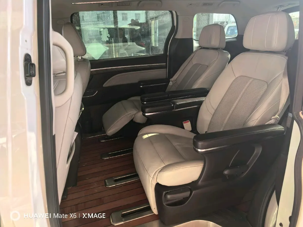 2021 GAC Trumpchi M8 2.0T 252HP L4 8AT,autocango,china used car exporter,china ev exporter,chinese used car exporter,chinese used ev exporter