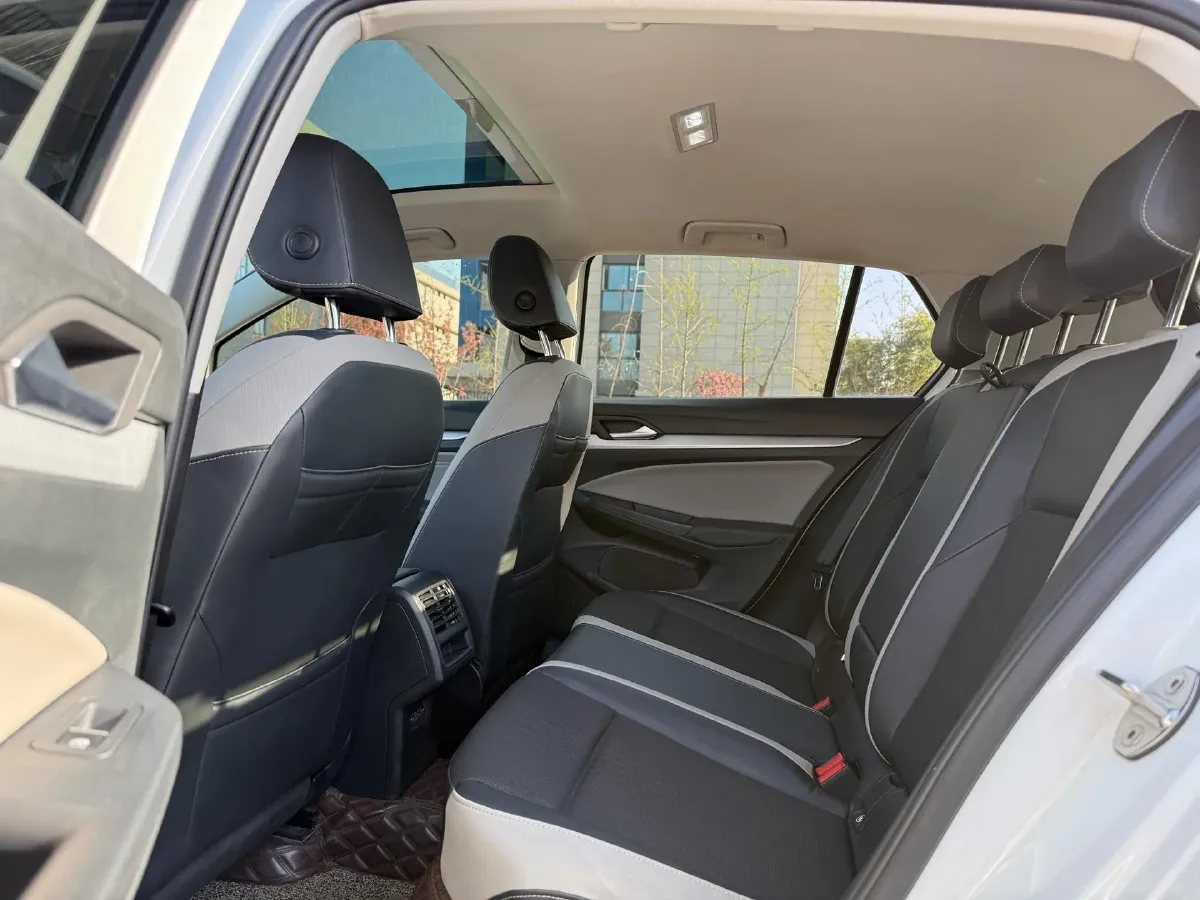 2021 Volkswagen Golf 1.4T 150HP L4 7DCT,autocango,china used car exporter,china ev exporter,chinese used car exporter,chinese used ev exporter