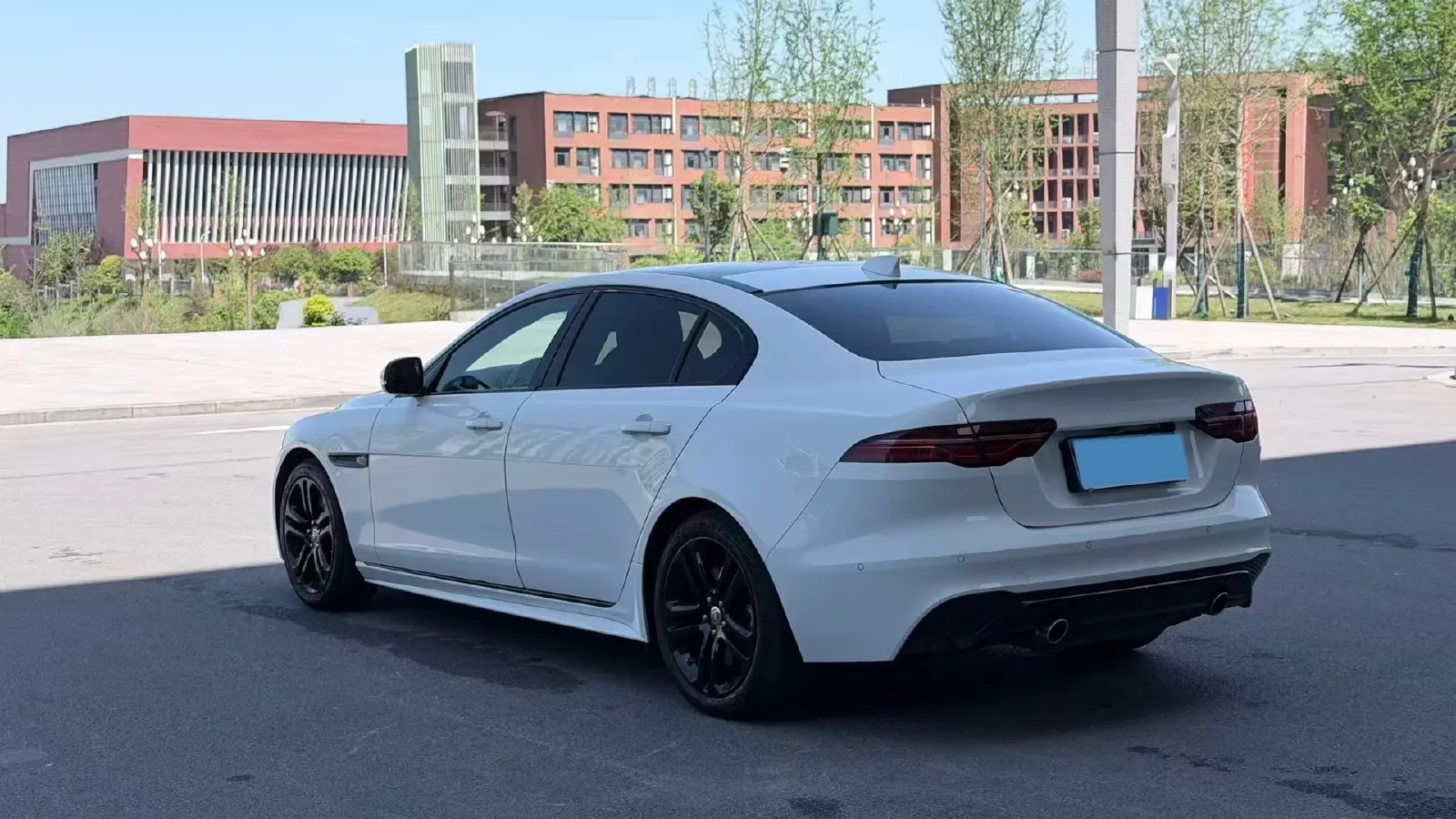 2020 Jaguar XEL 2.0T 200HP L4 8AT,autocango,china used car exporter,china ev exporter,chinese used car exporter,chinese used ev exporter