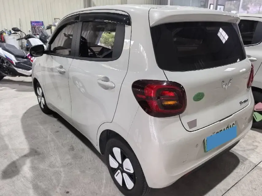 2025 WuLing HongGuang MINI EV BEV 16.2KWH,autocango,china used car exporter,china ev exporter,chinese used car exporter,chinese used ev exporter
